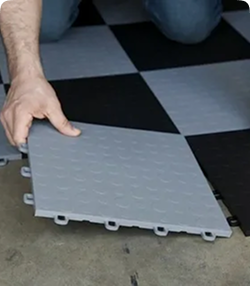 Rubber floor tiles